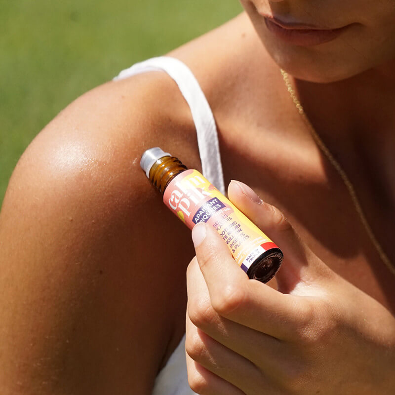 Καταπραϋντικό roll-on Lamazuna Calm Pik για άμεση ανακούφιση από τσιμπήματα εντόμων και φυτών.