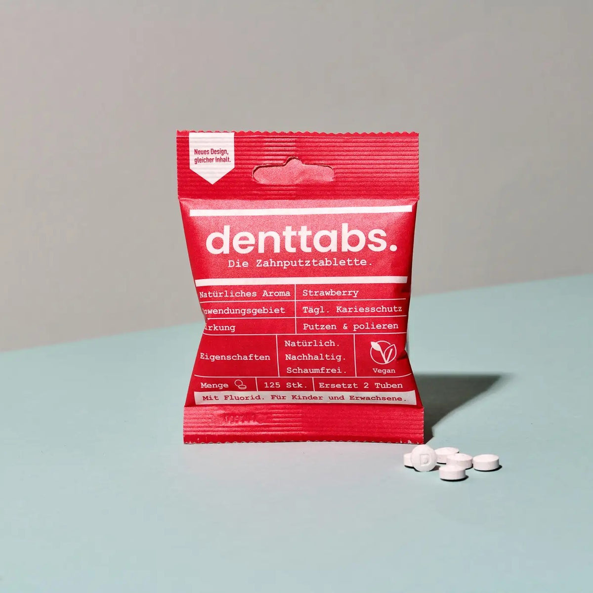 Denttabs Strawberry ταμπλέτες οδοντόκρεμας με φθόριο, συσκευασία 125 τεμαχίων με γεύση φράουλα