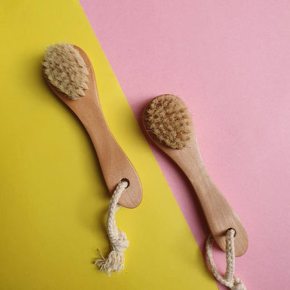 Eco nail brush για καθαρά και περιποιημένα νύχια